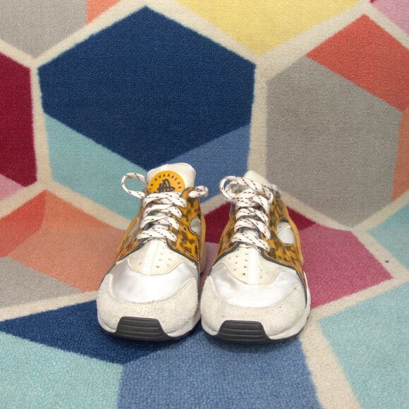 Nike  Women`s  Air Huarache Run OG Tortoise Shell Curry Phantom White Size 7 - Picture 2 of 8